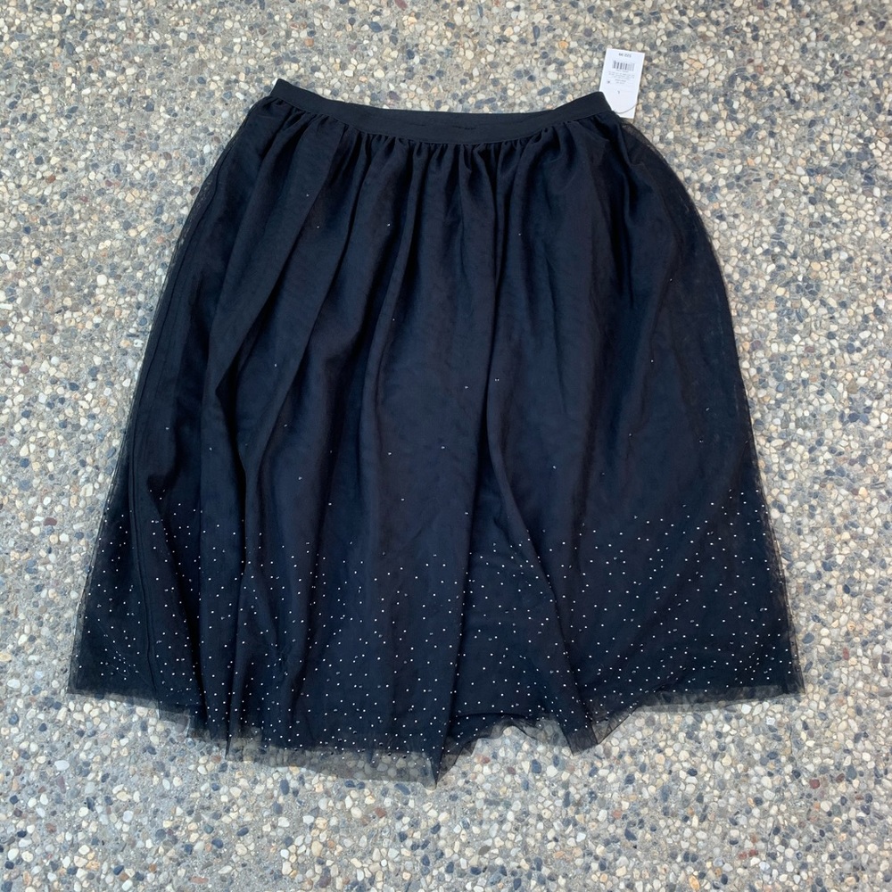 NWT a new day Skirt with embellishments